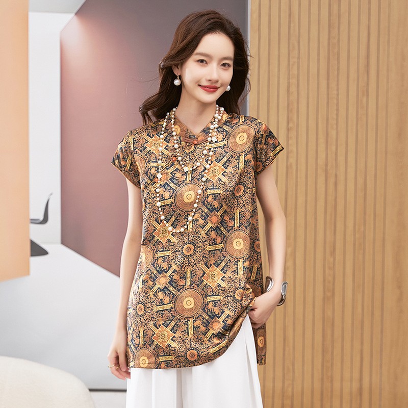 Blouses - Blusa Feminina de Manga Curta com