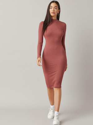 Bodycon Long Sleeve Ribbed Dress - Vestido Midi Bodycon em Rosa Antigo