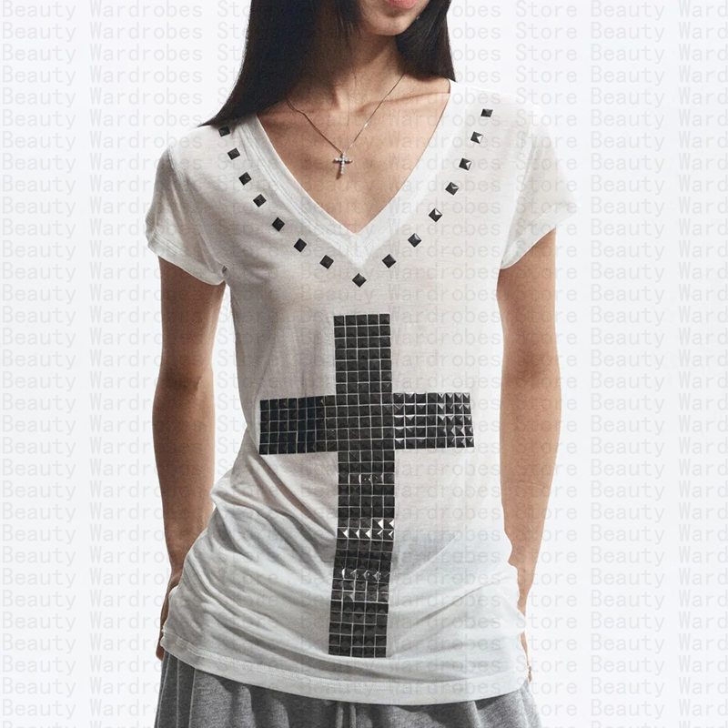 Y2K Graphic Baby Tee Crop - Rock goth único topo y2k colheita