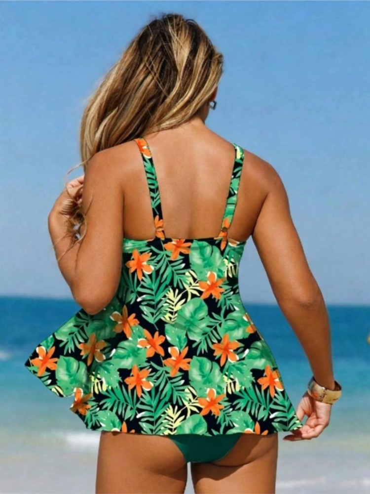 Moda Praia Feminina: Novo Conj - Swimwear avaliação e preço